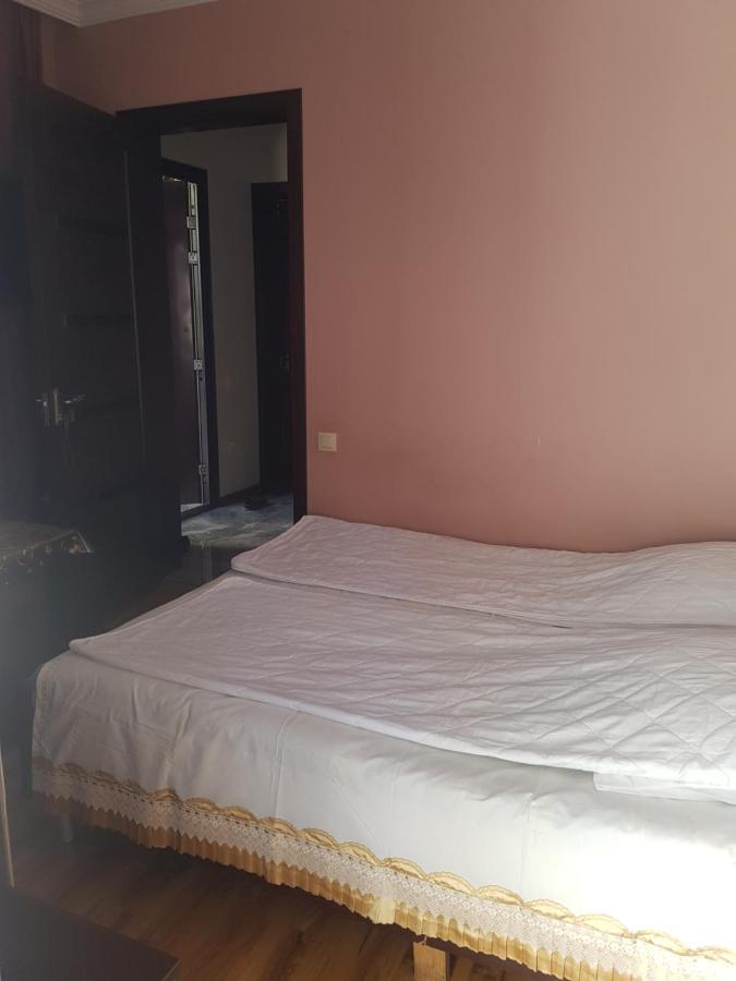 Guest House 2 Floor Batumi Exterior photo