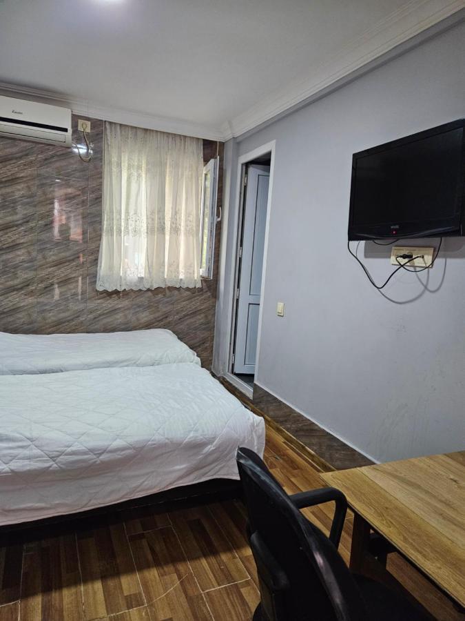 Guest House 2 Floor Batumi Exterior photo
