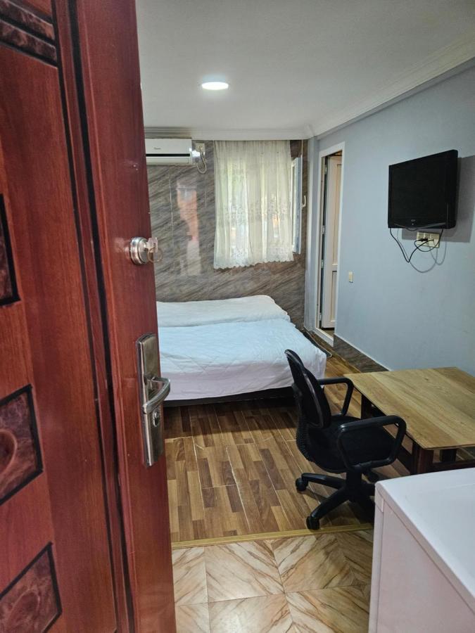 Guest House 2 Floor Batumi Exterior photo