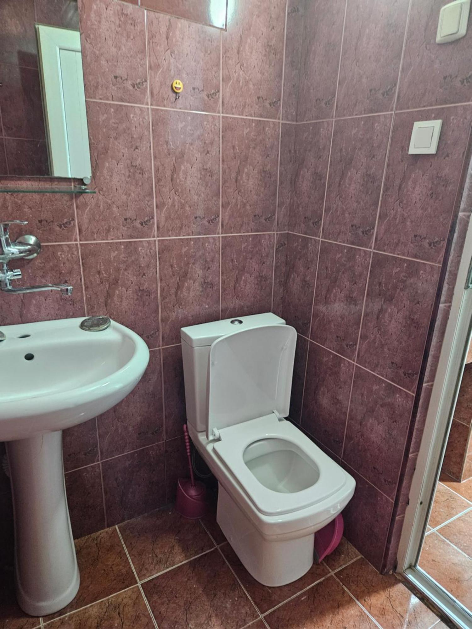 Guest House 2 Floor Batumi Exterior photo