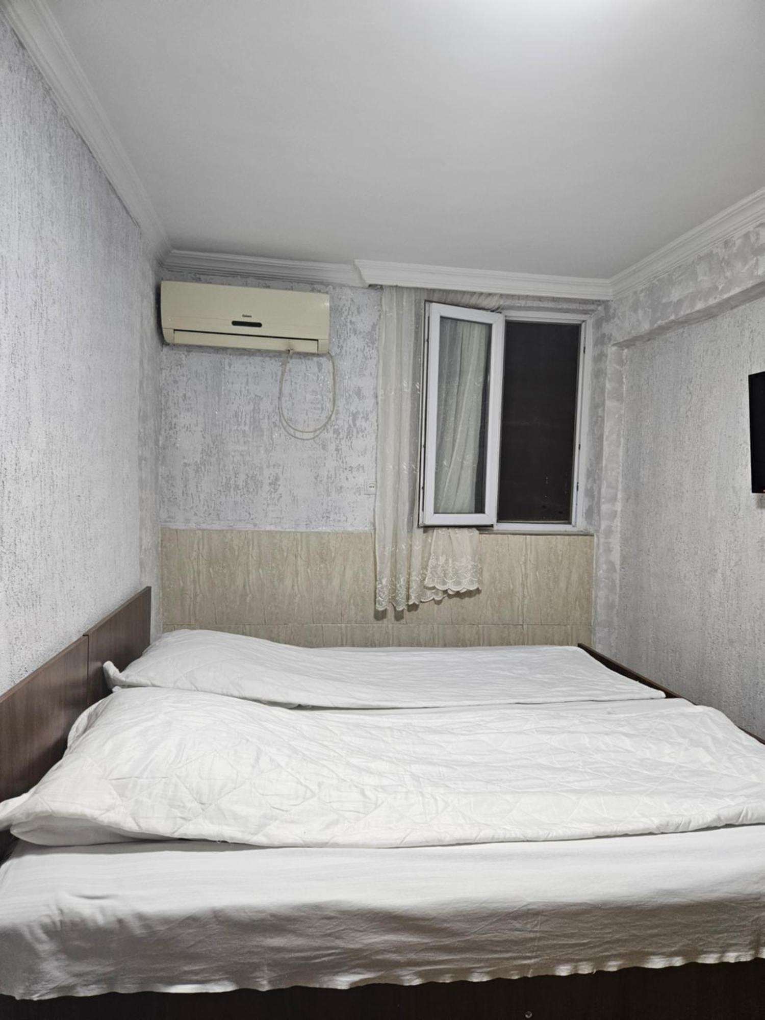 Guest House 2 Floor Batumi Exterior photo