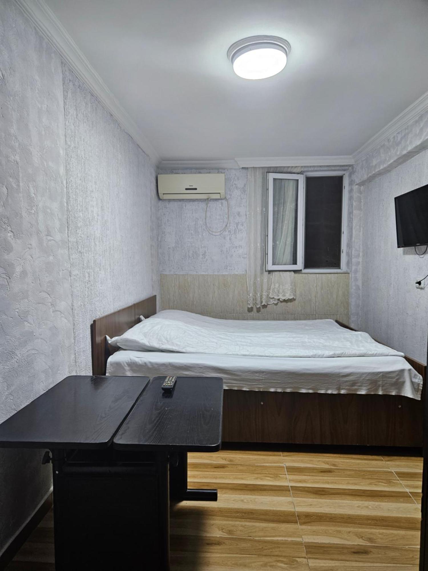 Guest House 2 Floor Batumi Exterior photo