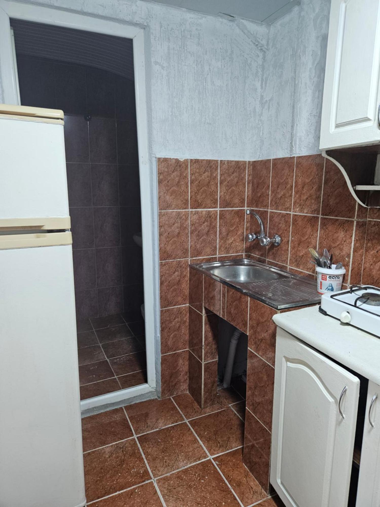 Guest House 2 Floor Batumi Exterior photo