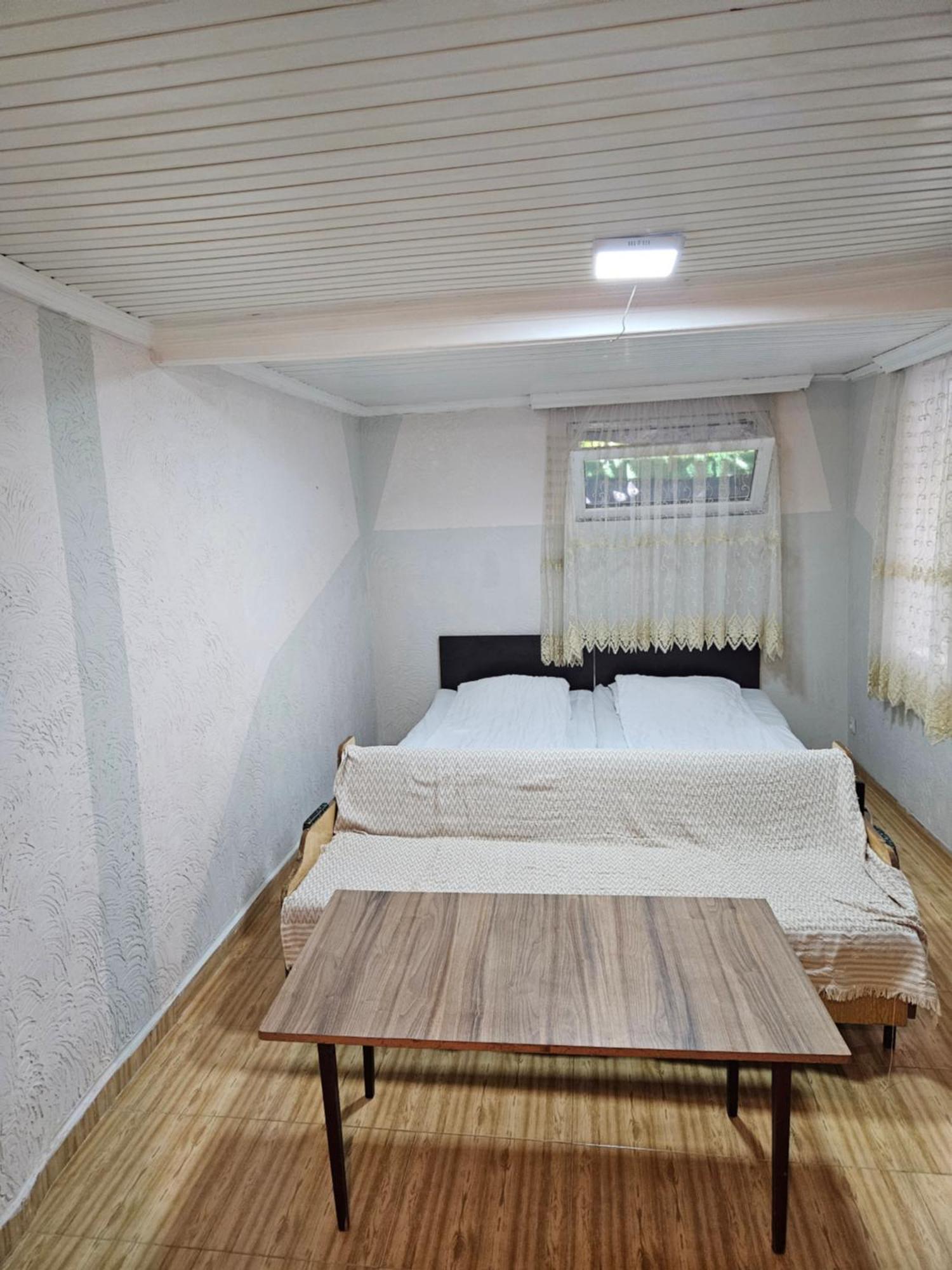 Guest House 2 Floor Batumi Exterior photo